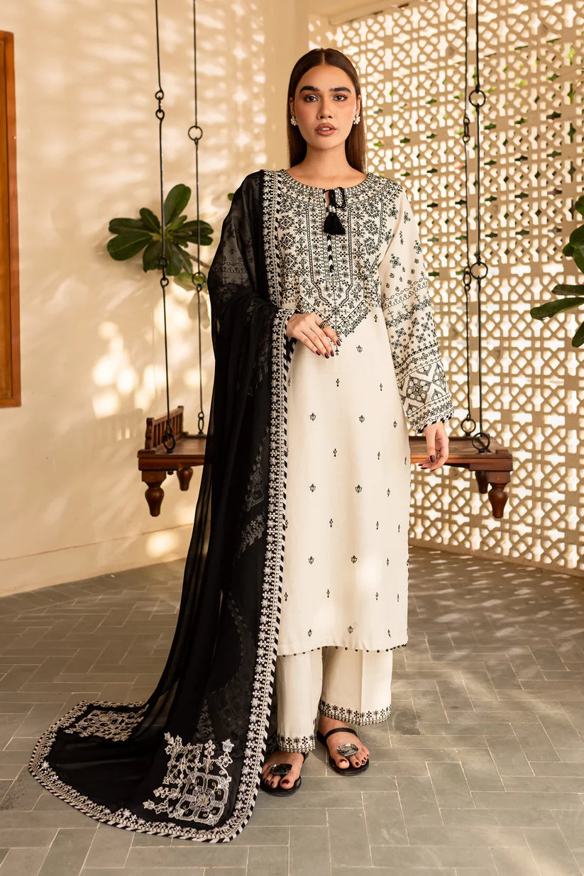 Zoom BATIK-3PC LAWN With Embroidery