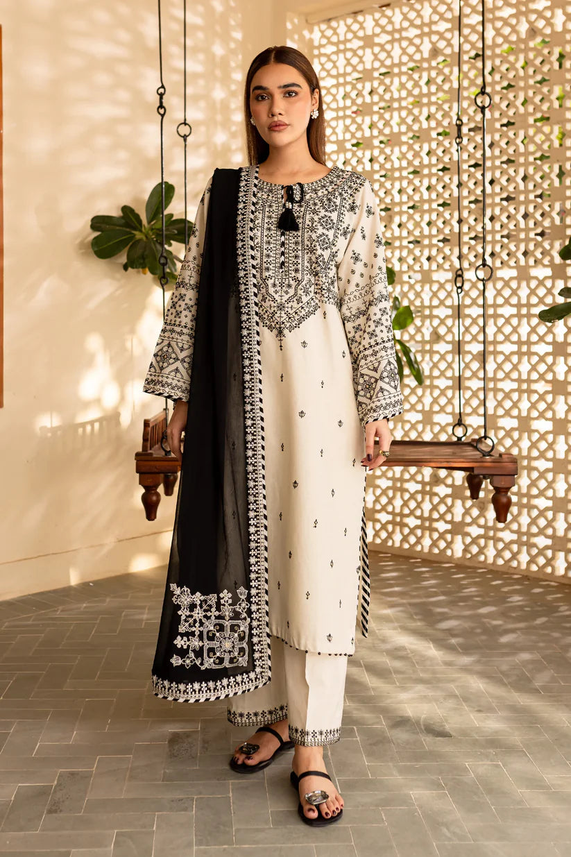 Zoom BATIK-3PC LAWN With Embroidery