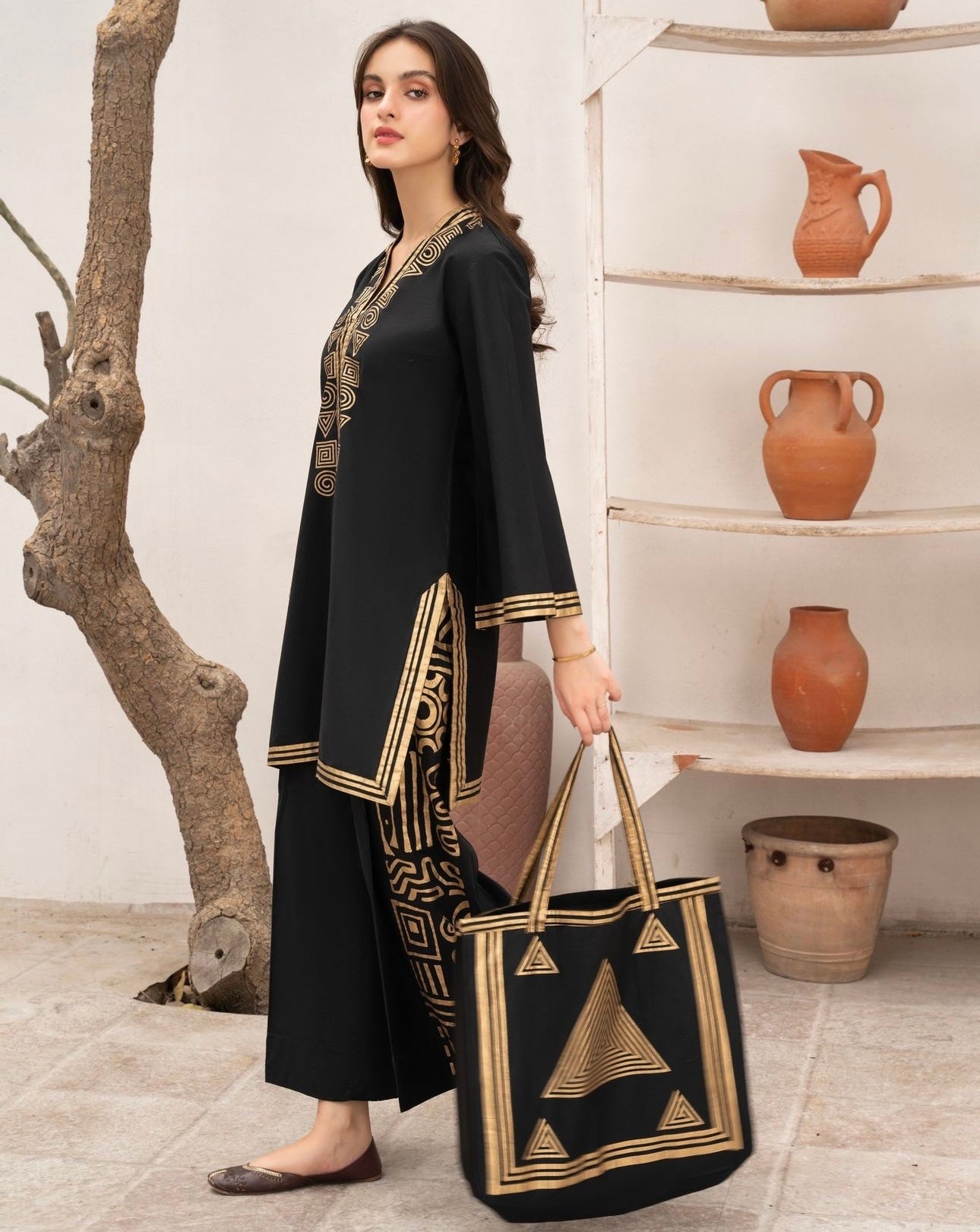 ARCANE THREADS- WITH PRINTED BAG 2pc