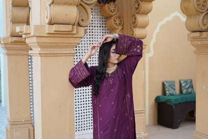 LARA EMBROIDERED 2PCS