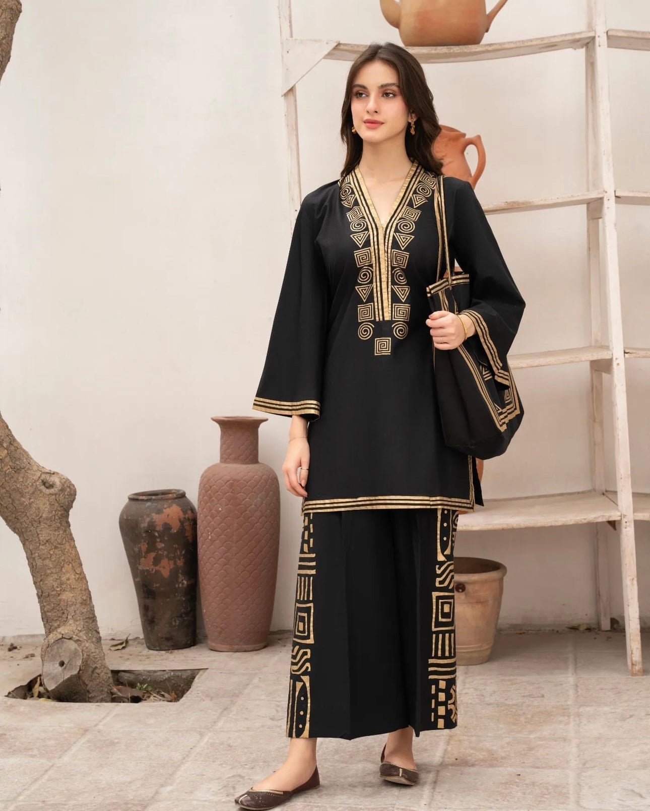 ARCANE THREADS- WITH PRINTED BAG 2pc