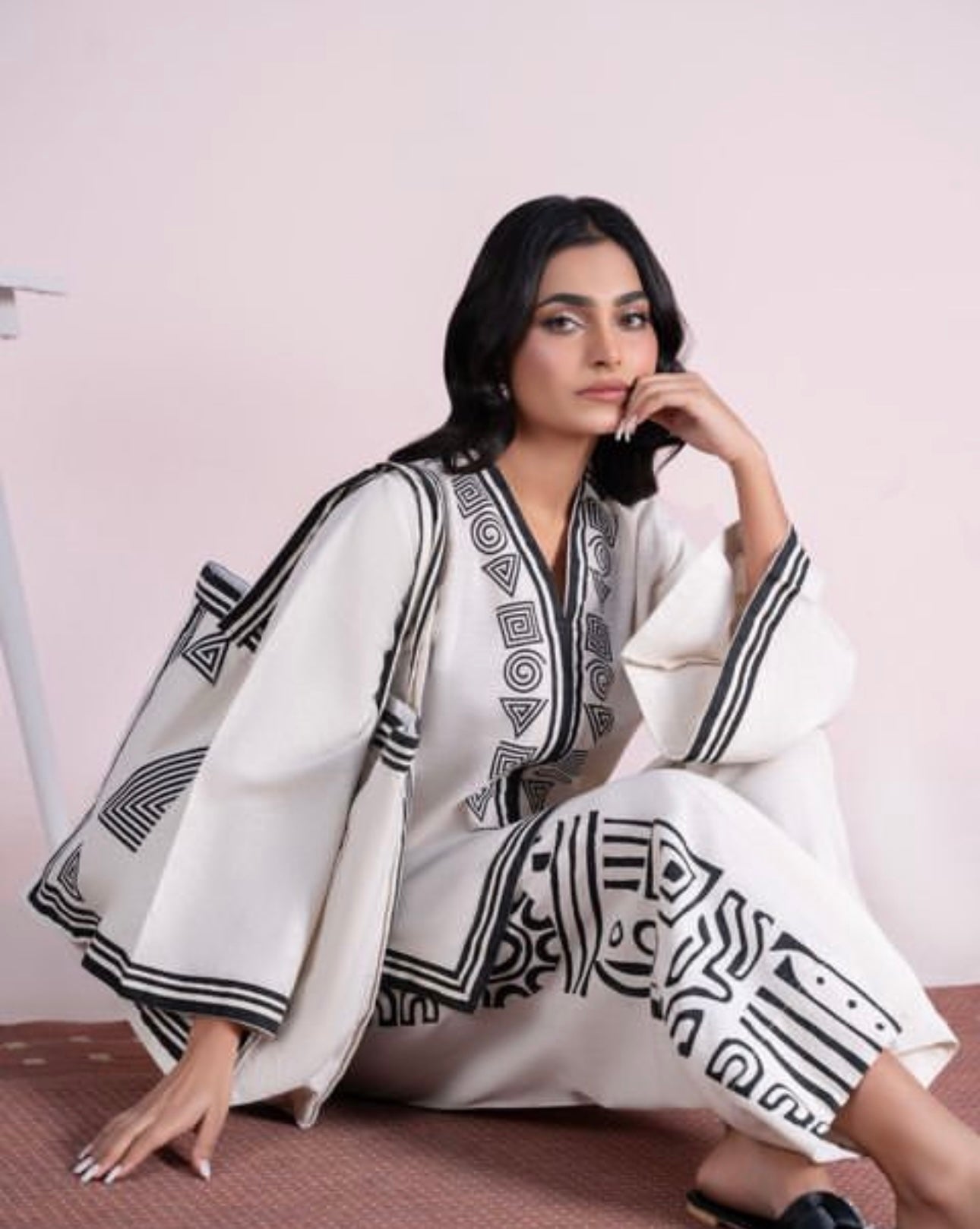 ARCANE THREADS- WITH PRINTED BAG 2pc