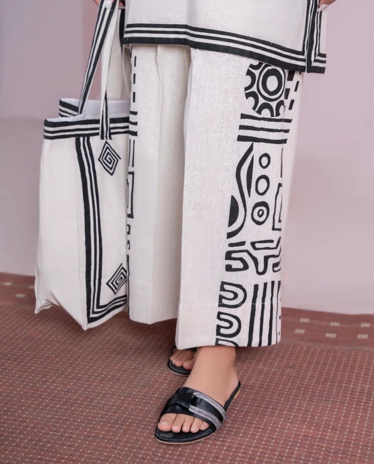 ARCANE THREADS- WITH PRINTED BAG 2pc