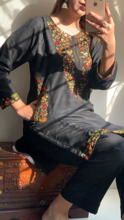 Pocket Sequence Embroidery 2Pc