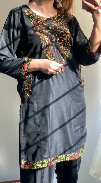 Pocket Sequence Embroidery 2Pc