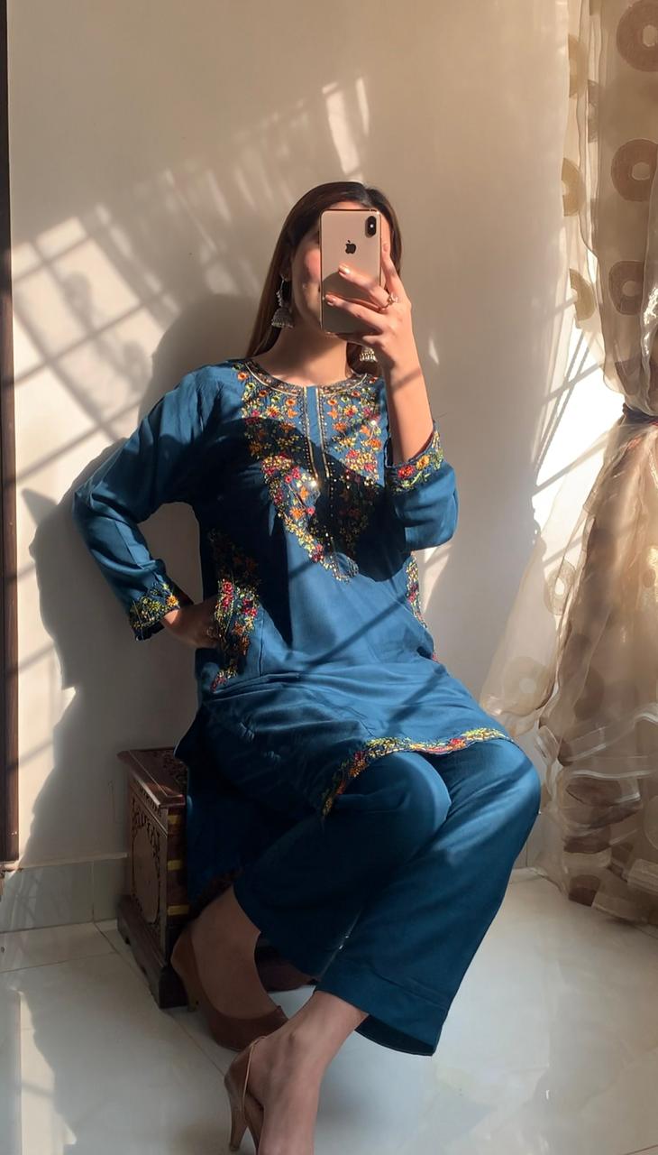 Pocket Sequence Embroidery 2Pc